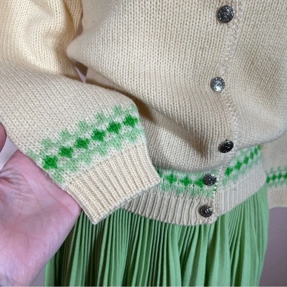 Vintage 1940 50 Retro Ski Aprés Wool Pom Pom tie neck Cardigan Pleated Skirt set - Picture 10 of 17